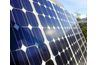 Les compagnies d'électricité utilisent des fermes solaires pour produire de l'énergie propre