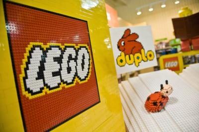 logos LEGO