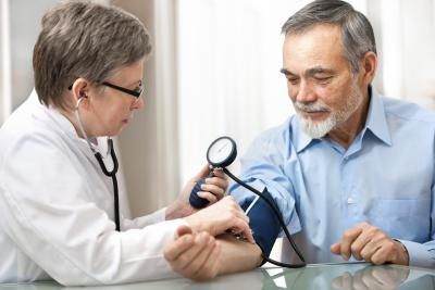 Les mesures de pression artérielle montrent à quel point le cœur travaille à pomper le sang à travers votre corps.