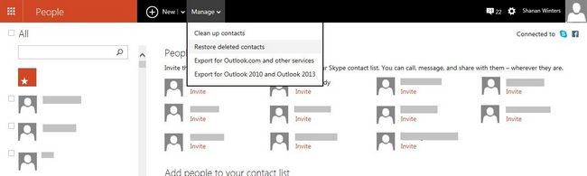 Pour débloquer un contact supprimé, gérer vos contacts en ligne.