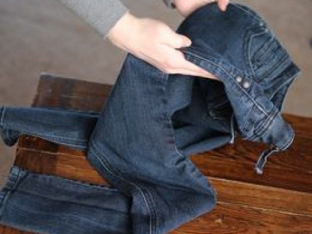 Comment percer des trous dans Jeans