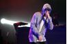 Eminem berce un sweat à capuche.