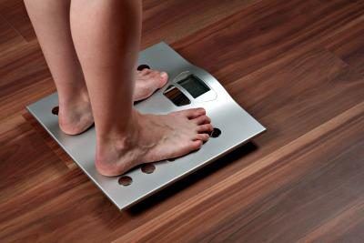 Perte de poids inexpliquée peut être le symptôme d'une condition médicale non diagnostiquée.