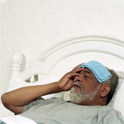 Un mal de tête et les étourdissements sont quelques-uns des effets de la déshydratation