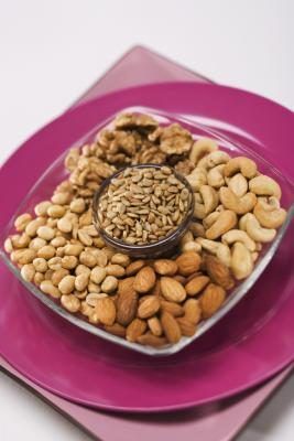 Les noix sont une bonne source de sélénium et de la vitamine E.