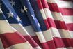 Le drapeau américain est toujours présent lorsque l'hymne national américain est chanté.