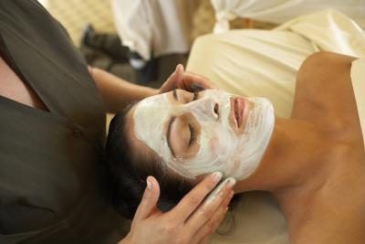 Spa masque facial et massage