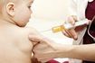Un vaccin contre la varicelle peut protéger les bébés de contracter le virus de l'adultes avec un cas actif de bardeaux.