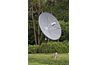 Satellites communiquer aussi via les ondes radio.