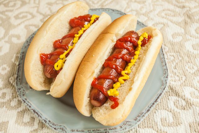 Comment faire cuire Hot Dogs Six différentes façons