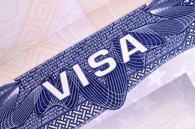 Pour demander le statut de résident, vous devez être vivant au Venezuela avec un visa temporaire.