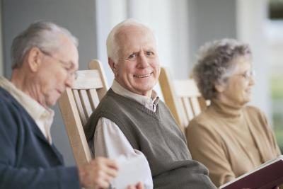 Trouver une maison de retraite qui offre une qualité de vie similaire que le patient a pris l'habitude de quand il vivait indépendamment.