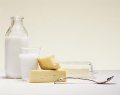 Une alimentation riche en calcium peut prévenir l'ostéoporose.
