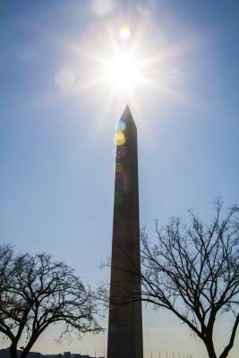 le rayonnement du soleil peut augmenter les températures dans la surface de monuments