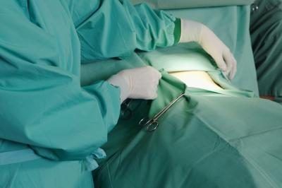 l'enlèvement de la vésicule biliaire est une chirurgie commune.