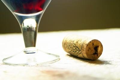 Vins rouges secs sont acides et plus dans l'alcool.