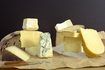Le fromage est riche en niacine.