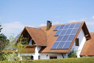 Un système de panneau solaire est admissible à un crédit d'impôt.