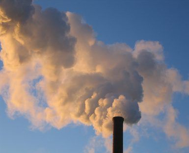 Pollution assurance responsabilité civile couvre les entreprises à des risques connus, comme industries traditionnelles, et ceux qui font face à des dangers inconnus.
