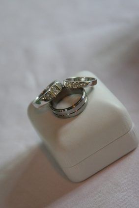Fantaisie OÜ simple, Votre anneau de mariage Sérums Avec Vous pour toujours.