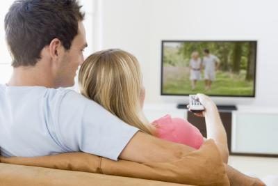 Il existe des moyens pour afficher correctement un film grand écran sur une télévision en plein écran.